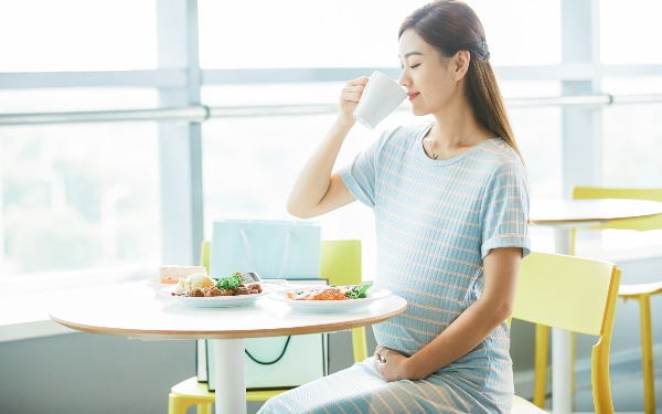 怀孕期间如何区分男孩和女孩？怀了男孩有什么征兆？